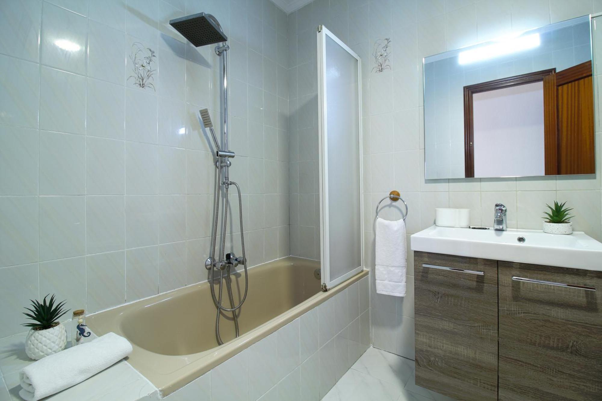 Apartamento Brisa Marina ซวนเซส ภายนอก รูปภาพ